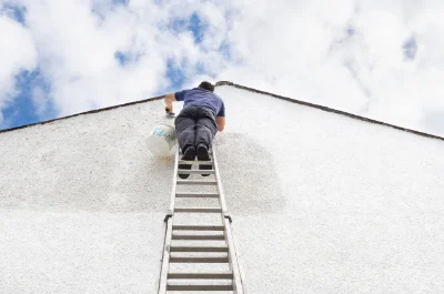 Peinture extérieure à Réaux sur Trèfle — façades et ravalement